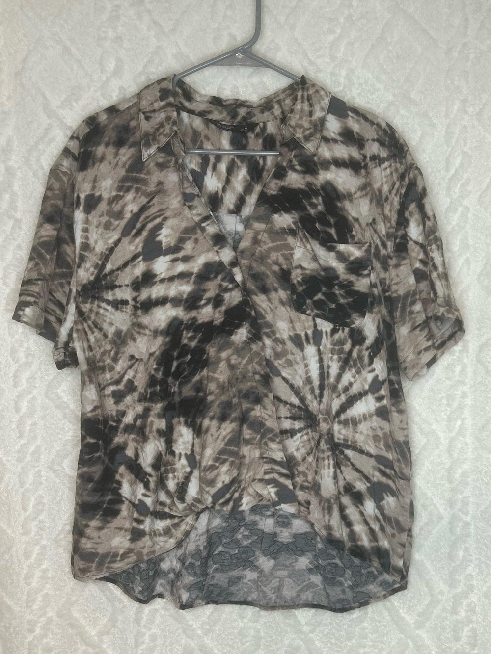 Simply Vera Vera Wang Black & Taupe Tie-Dye Short Sleeve Button-Down